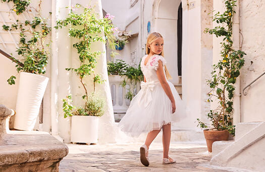 EXPRESSION OF ELEGANCE - Sarabanda Abbigliamento alla Moda per i Bambini da 0 a 16 Anni