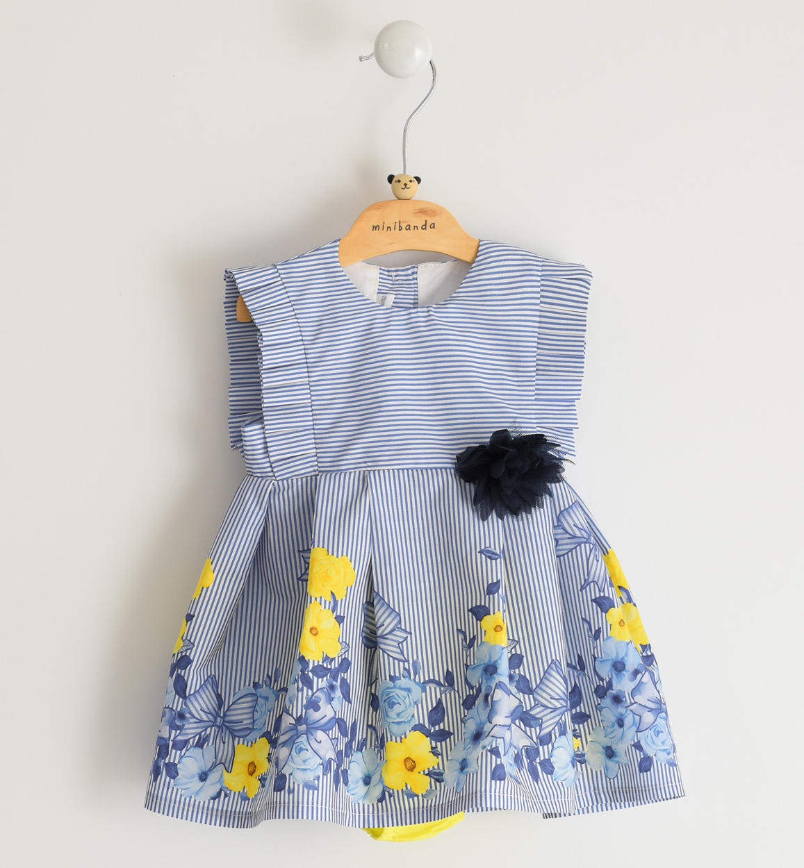 sleeveless baby dress