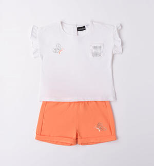 Girl's outfit with small pocket
