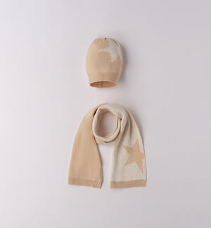 Scarf and hat for girls