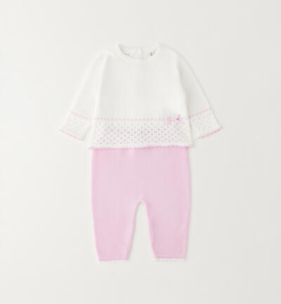 Complete newborn clinic outing WHITE